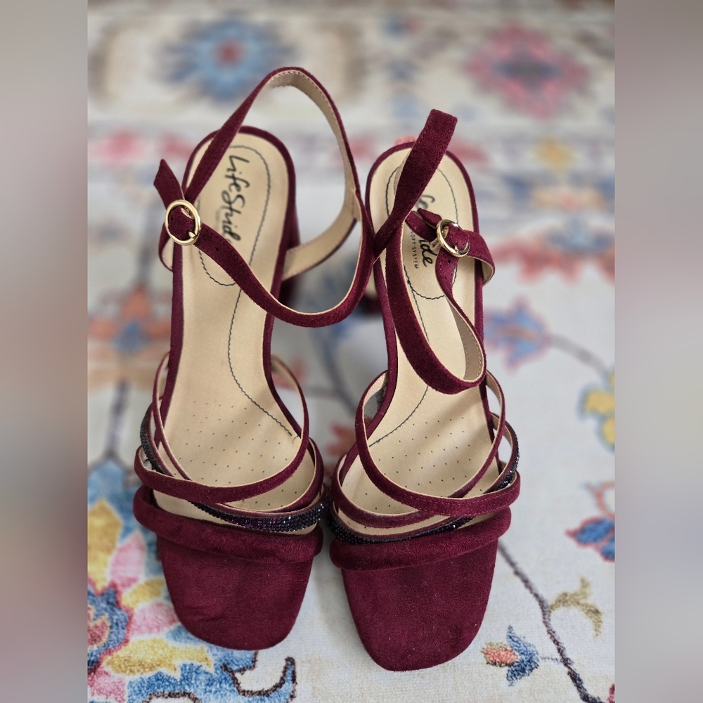 Life Stride Women's Maroon Strappy Heels 10W Worn Once